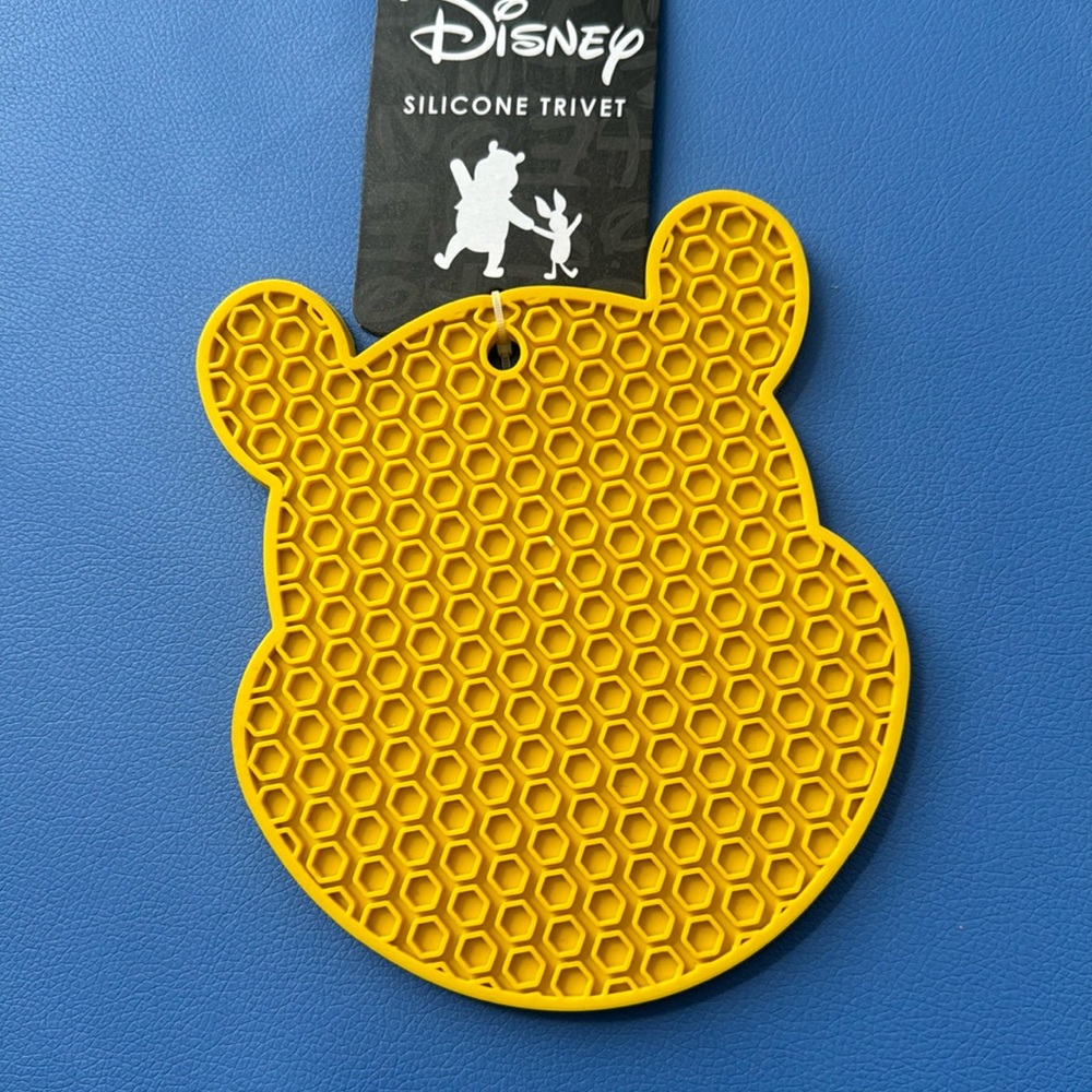 DISNEY Winnie the Pooh Silicone Trivet